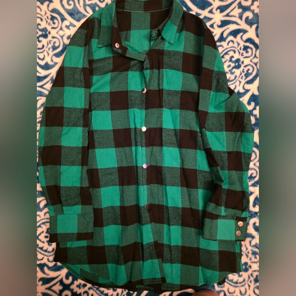 Green and Black Women's Flannel